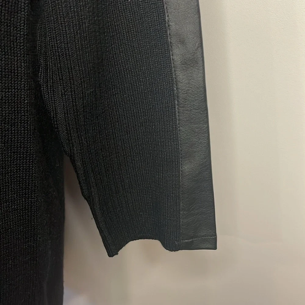 Calvin Klein wool blend tunic sweater with faux leather sleeve detail L - Picture 2 of 9